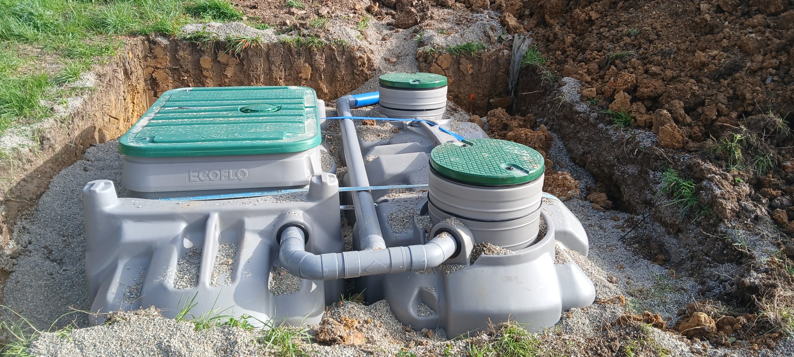 ecoflo-5eh-sortie-basse-avec-noue-d-infiltration-rain-a